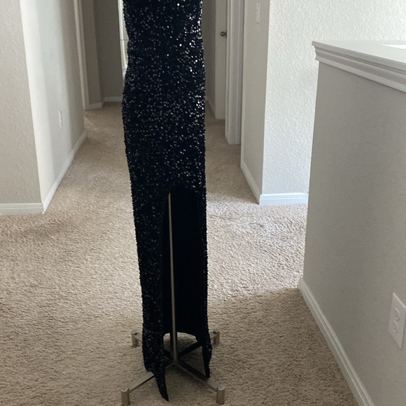 Beautiful evening gown size M lots of stretch comfy fully lined! NWOT perfect! - Picture 14 of 14